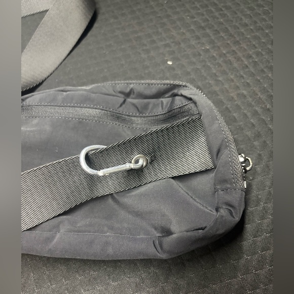 Fanny Back - Picture 3 of 5